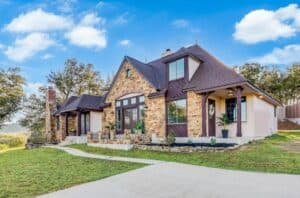 10 Questions to Ask Your Realtor Before Signing Anything